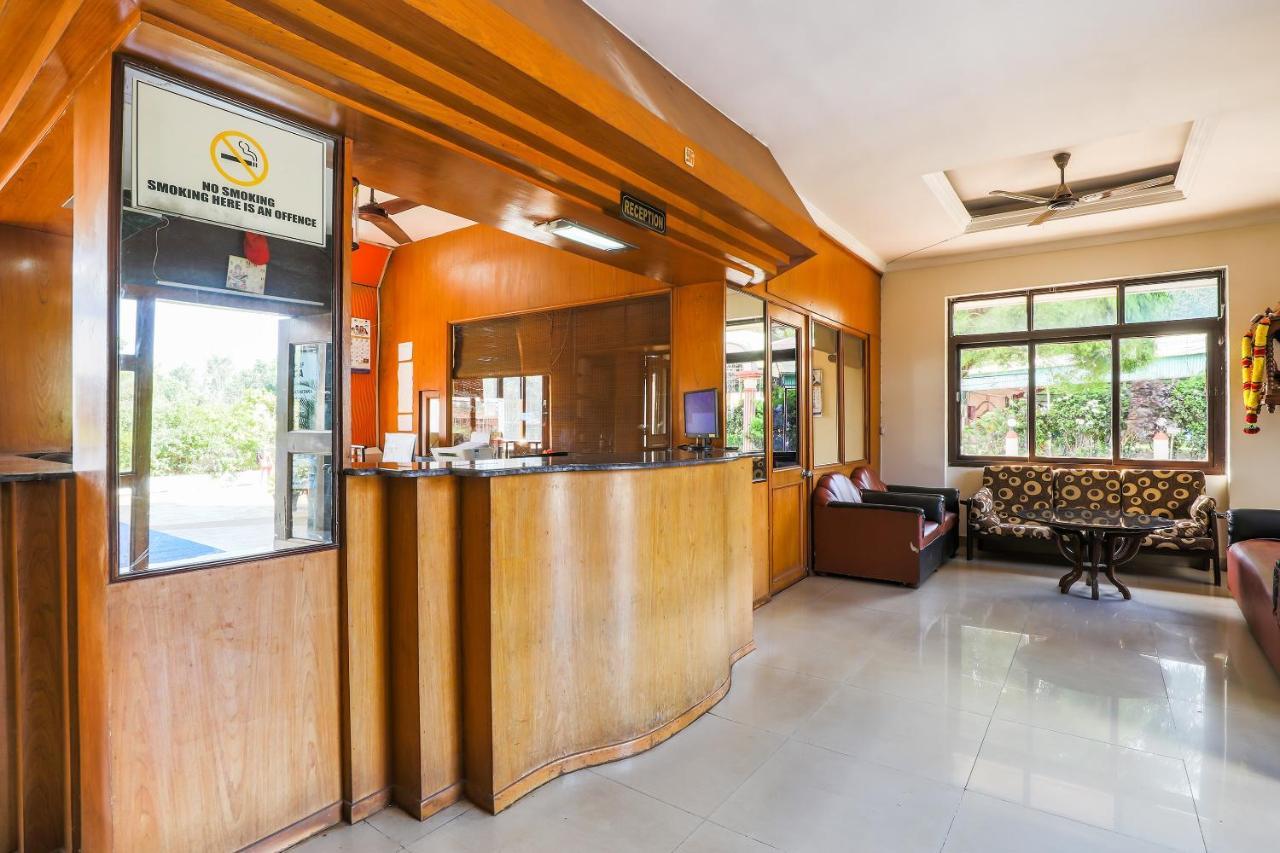 SPOT ON 37412 Hotel Priti International Mapusa Exterior foto